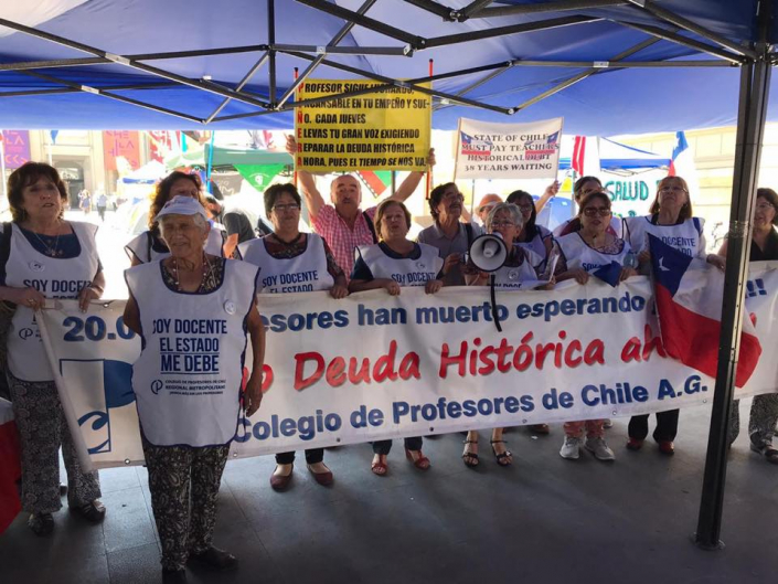 deuda historia plaza