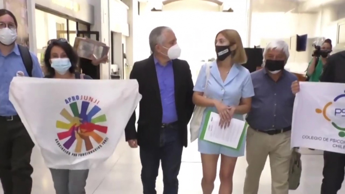 Colegio de Profesores y gremios de la educación rechazan protocolo sanitario del Gobierno_Moment