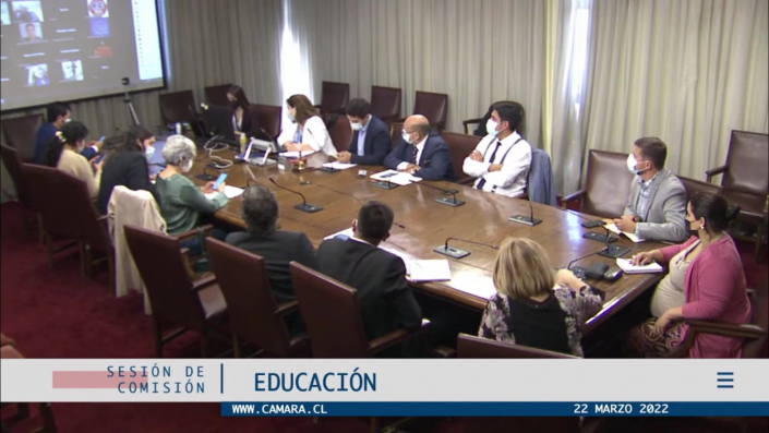 GREMIO DOCENTE EXPONE ANTE LA COMISIÓN DE EDUCACIÓN DE LA CÁMARA DE DIPUTADAS Y DIPUTADOS_Moment