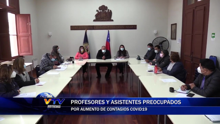 Profesores y Asistentes preocupados por aumento de contagios Covid19 en colegios_Moment