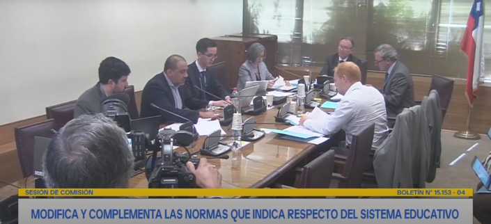 (1) Comisión de Hacienda – 13 de Diciembre 2022 – YouTube – Google Chrome 13-12-2022 16_47_12