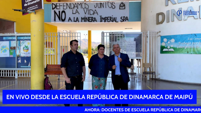AHORA_ DOCENTES DE ESCUELA REPÚBLICA DE DINAMARCA DE MAIPÚ SE REÚNEN PARA ACORDAR PASOS A SEGUIR_Moment