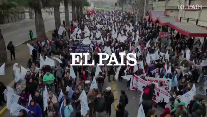 CHILE _ Profesores exigen el pago de la deuda histórica _ EL PAÍS_Moment