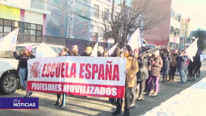 Docentes en Magallanes se suman al Paro Nacional del Colegio de Profesores_Moment