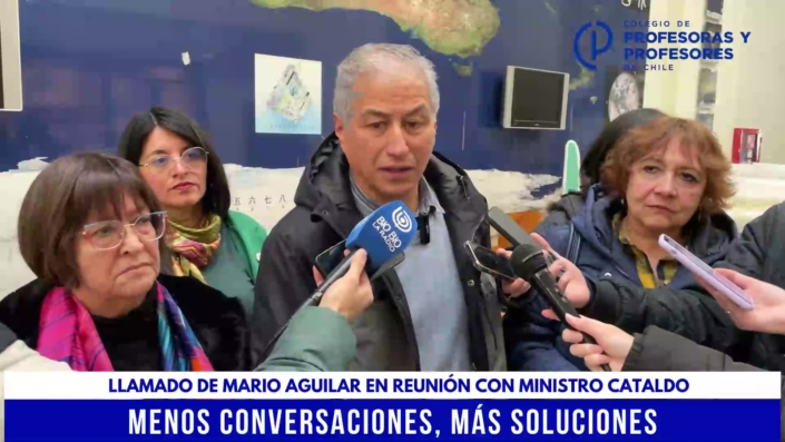 Reunión con Ministro – frame at 1m11s